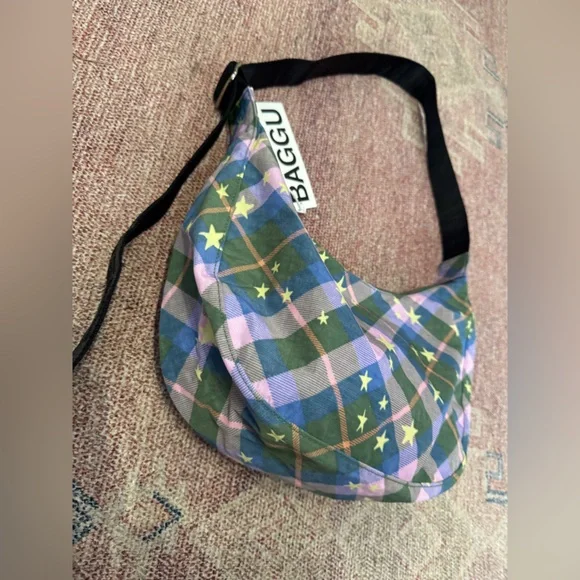 Baggu medium nylon crescent plaid star crossbody bag NWT - Picture 2 of 5